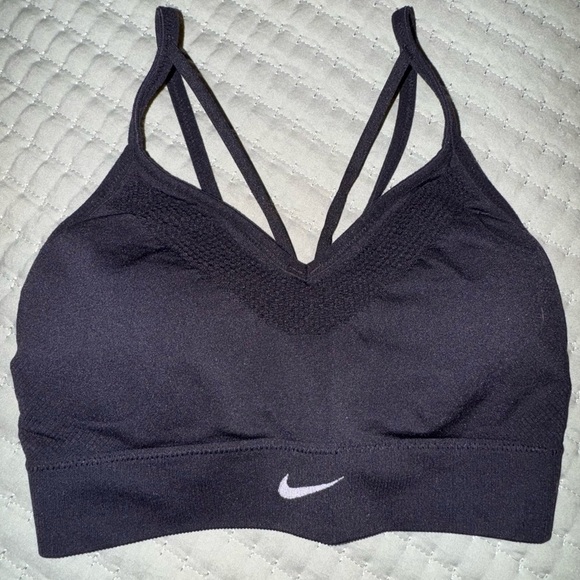 Nike Seamless Light Impact lightly padded Sports Bra Women's Size Medium - Picture 1 of 5